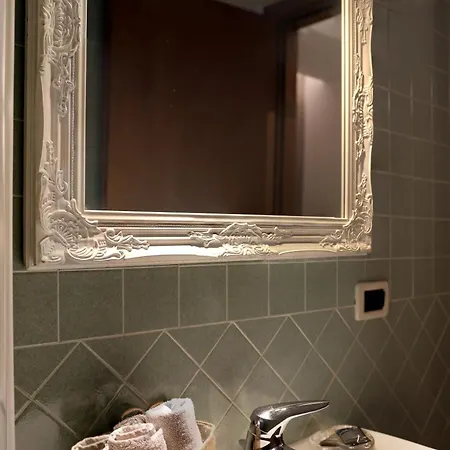 Апартаменты Haven In With Private Венеция